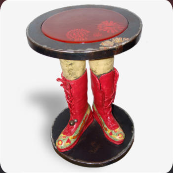 Table-Art SV, tafel gemaakt van keramiek, oxides en staal